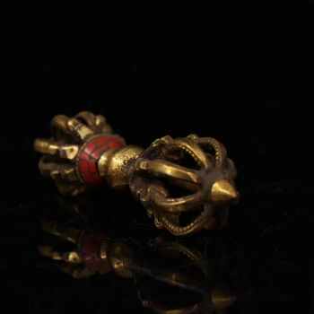 Manufacturers wholesale miscellaneous antiques and crafts, vintage distressed pure copper vajra instruments, ornaments and decorations