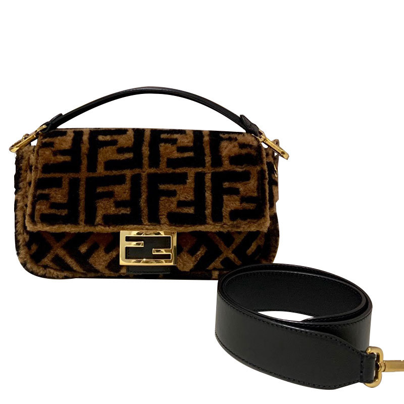 【 70% off Instant Purchase 】98% New Fendi Fendi Plush Baguette Bag Women's Handbag Shoulder Bag Authentic from the Store
