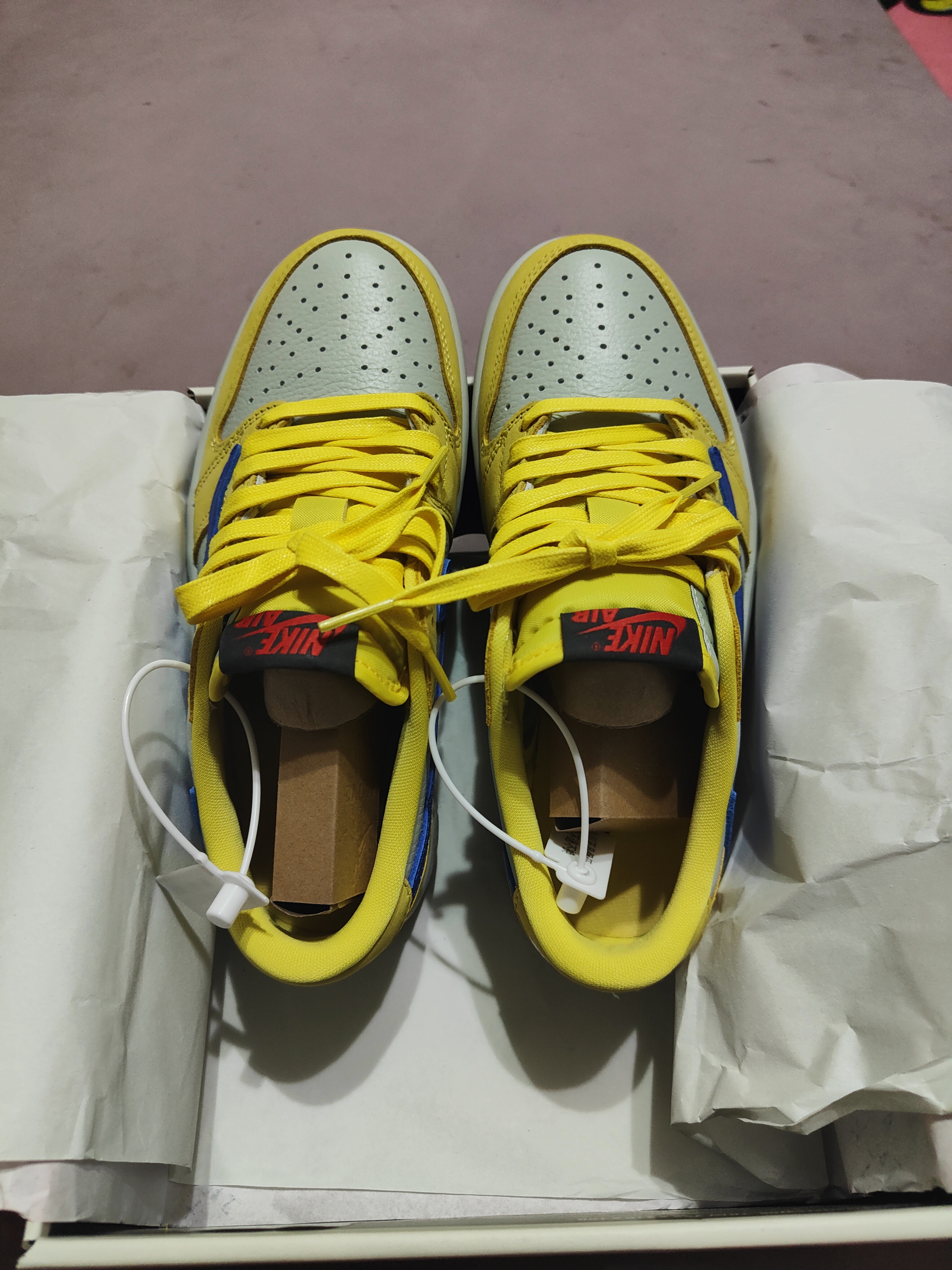 小鸿体育Air Jordan 1 AJ1 TS联名倒钩7.0金丝雀黄蓝色DZ4137-700