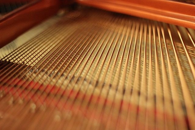 how many octaves are in a piano