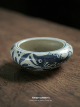 Blue and white fish and algae pattern bowl stove
