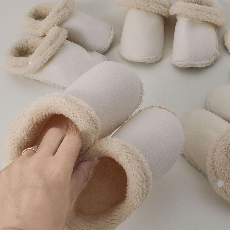 Croc Shoes with Plush Lining, Detachable Plush Cotton Slippers for Men and Women, Winter Warm Shoe Covers, Thickened Inner Lining for Children