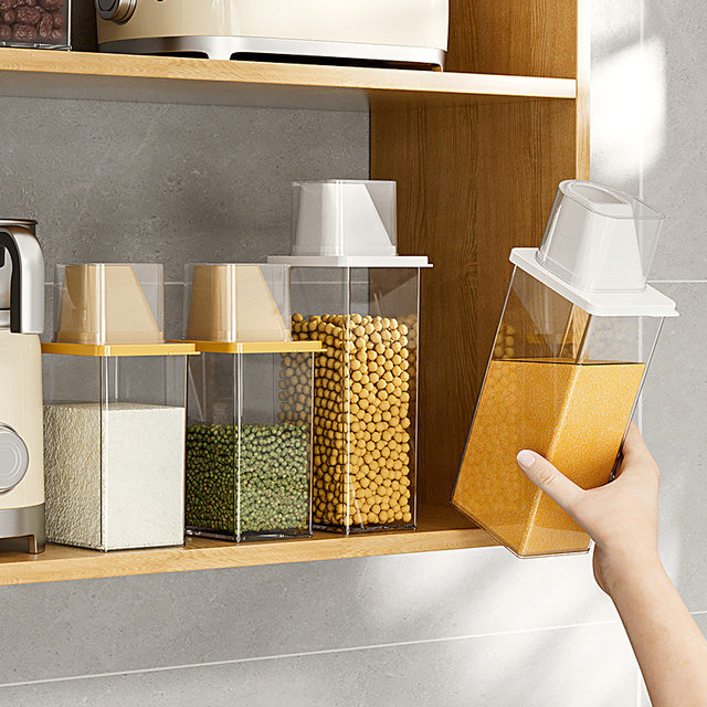 Grain and grain sealed jar dried fruit storage box food grade plastic kitchen storage jar bean jar moisture-proof sealed jar