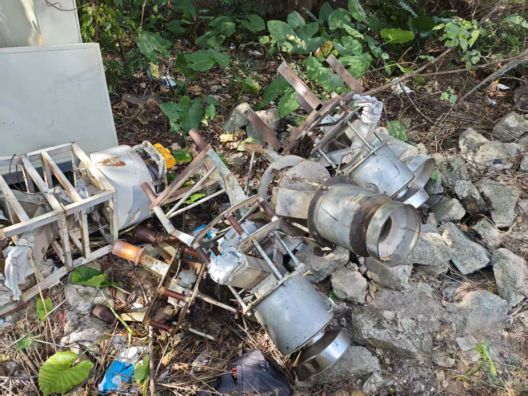 3月30日广州闲置机械设备陶瓷磁选机六台打包处置网络拍卖公告