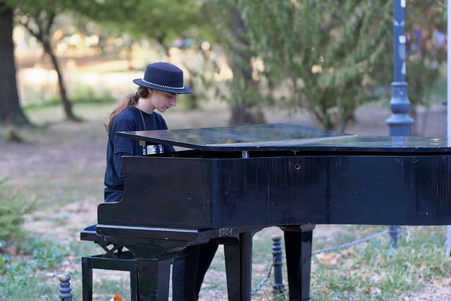 who created the piano