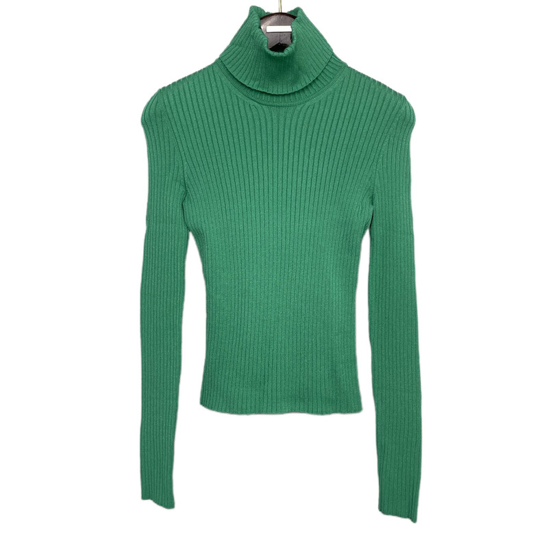 99% New and Unused Gucci Green Turtleneck Slim-Fit Knit Sweater for Women, Autumn and Winter Collection 99% New and Unused Gucci Green Turtleneck Slim-Fit Knit Sweater for Women, Autumn and Winter Collection