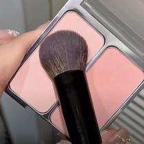 The dent in the face is a double-blush blush 2aN a replacement for expanding cheeks and purple to brighten the girlish look of a girl group student