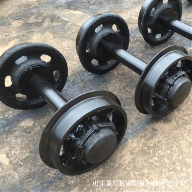 Closed-type mine wheels Mine mine rail turntable flat dustproof road wheel cast steel 300 hollow solid wheel pair