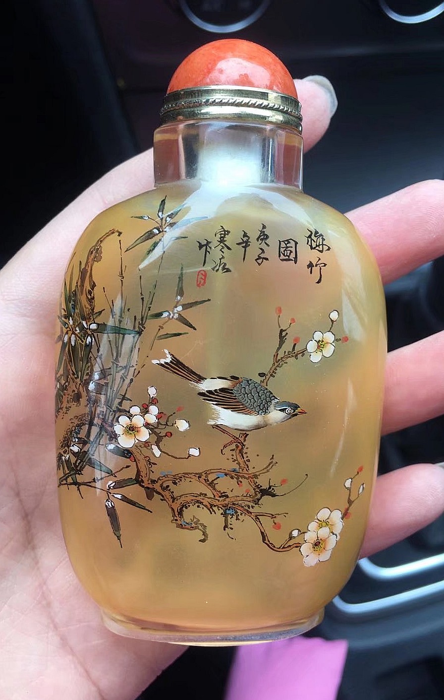 The inner painting snuff pot 