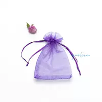 Темно-фиолетовый