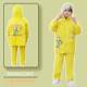 2025 ໃຫມ່ຂອງເດັກນ້ອຍ Raincoat ແລະ Rain Pants Set Split Type Boy Kindergarten Primary School Student School Rain Poncho School Bag Position