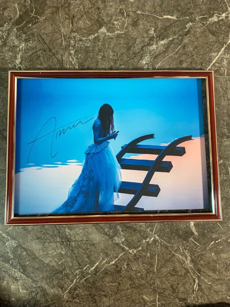 日本歌手 Aimer 親筆簽名海報照片-Taobao
