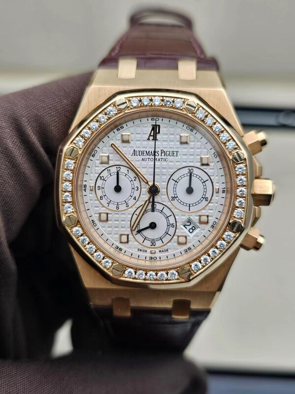 98% New Ap Audemars Piguet Royal Oak 26022Or.Oo.D0 with Diamond-Encrusted Rose Gold Automatic Mechanical Men's Watch, Genuine Product