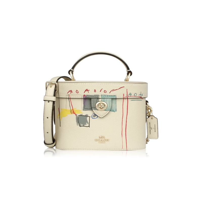 Unused Coach/Kouche X Basquiat Collaboration Kay20 Leather Wheat-Colored Women's Small Shoulder Bag Unused Coach/Kouche X Basquiat Collaboration Kay20 Leather Wheat-Colored Women's Small Shoulder Bag
