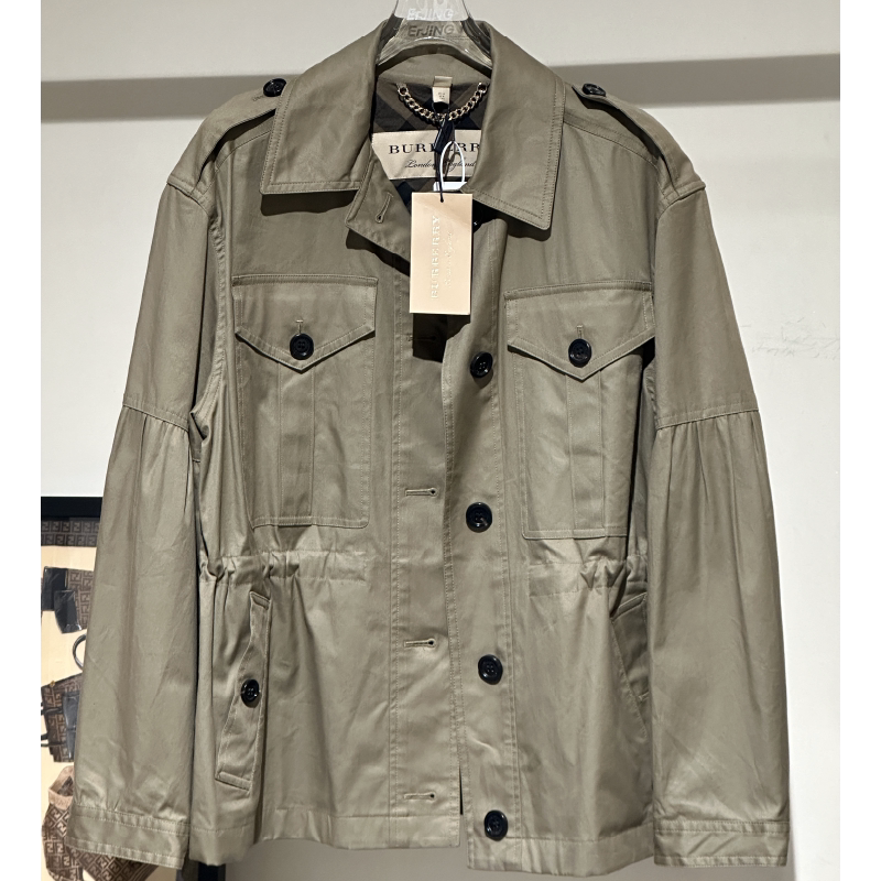 [99% New and Unused] Burberry Trendy Fashion Casual Jacket for Men and Women, Spring and Autumn Style Windbreaker