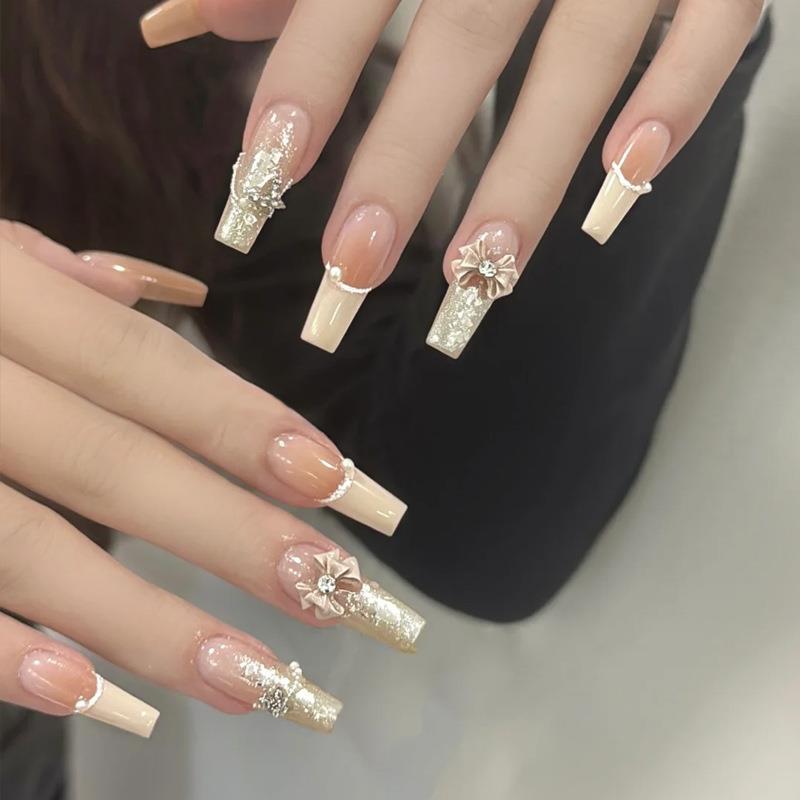 Wearable Nails with a High-End Feel, Fake Nails, French-Style Handmade Nail Art Pieces, Rhinestone Butterfly Glitter Nail Stickers