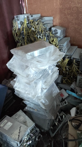 Совершенно новый оригинальный источник питания ANT APW9, защитная пленка все еще там, она не использовалась, предыдущая область