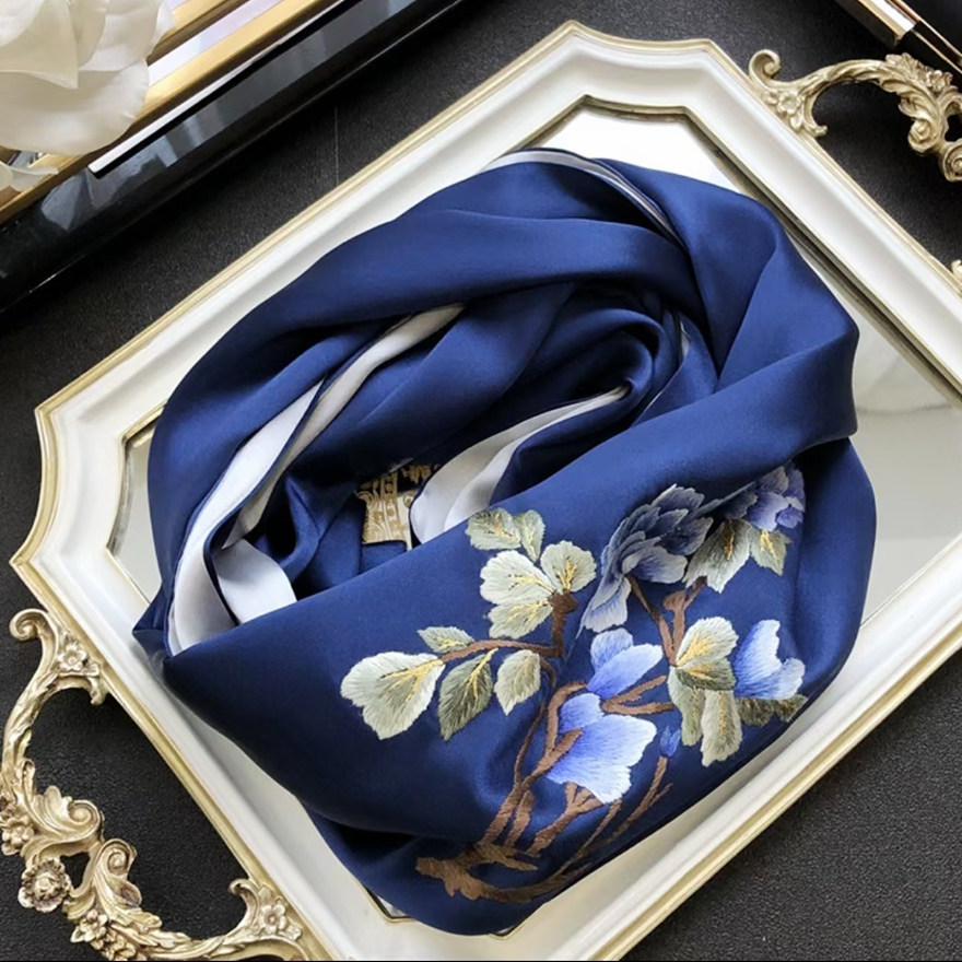 Pure hand-embroidered mulberry silk scarf 