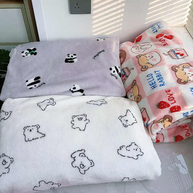 Blanket nap blanket office lunch blanket cover blanket student air conditioning blanket flannel cover leg shawl coral velvet sheet