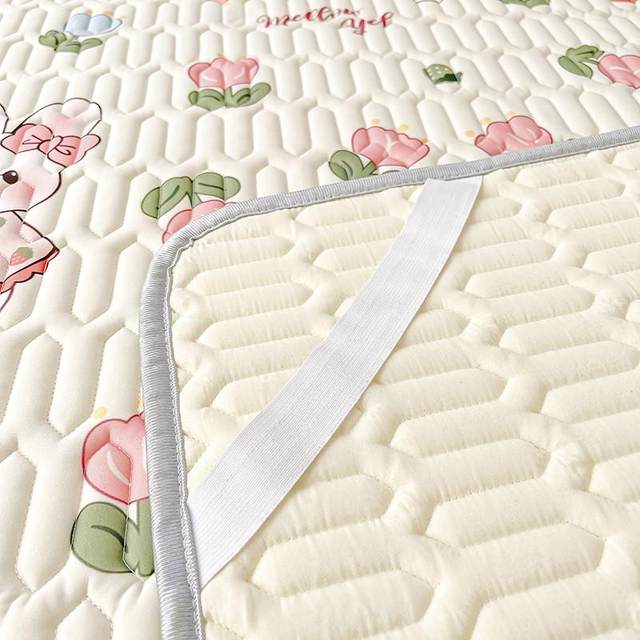 Maternal and infant Class A latex mat three-piece set of ice silk mat machine washable summer air conditioning soft mat bed sheets new style