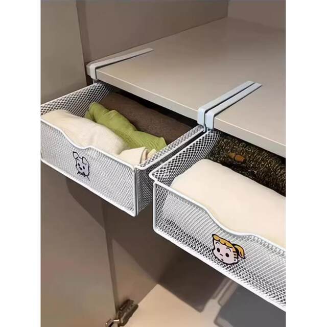 The product of human wisdom! The wardrobe layered rack is a drawer-type underwear, underwear and socks storage artifact that saves space.