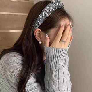 This Year's Popular Headbands Are Super Shiny Sequin Denim Headbands for Women, Height-Increasing Sponge Headbands for Going Out, Hair Clips
