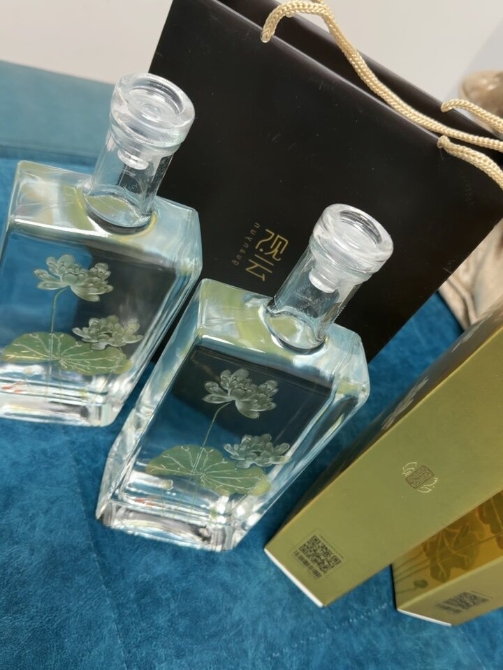 观云莲花畅饮版艺术家联名浓香型纯粮食白酒52度500ml*2节日送礼评价