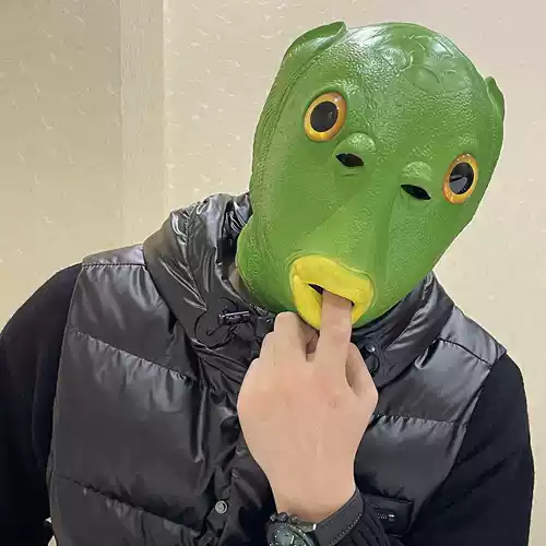 Зеленая голова рыбы, рыба -голова монстр маски для полного лица. Смешная смешная зеленая рыба песчаная скульптура Pikachu сеть красная маска