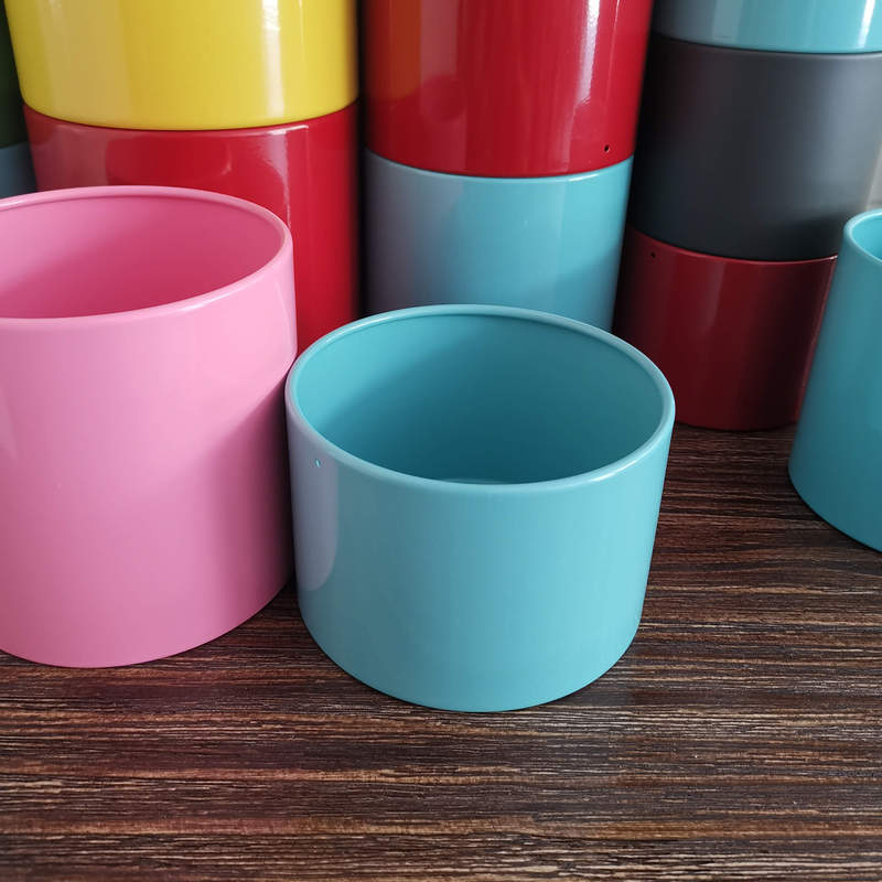 Metal Mini Trash Can for Home Use Without Lid, Creative Small Trash Bin for Living Room Desktop, Bedroom Table, or Car Storage