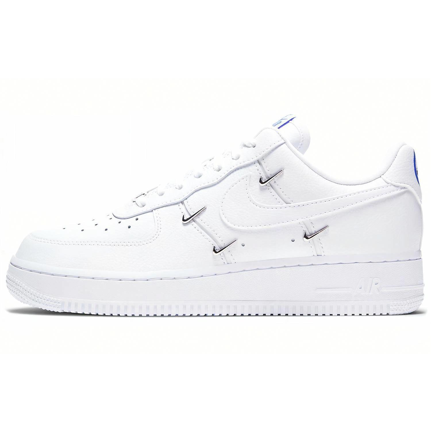 Nike Air Force 1 07 LX 
