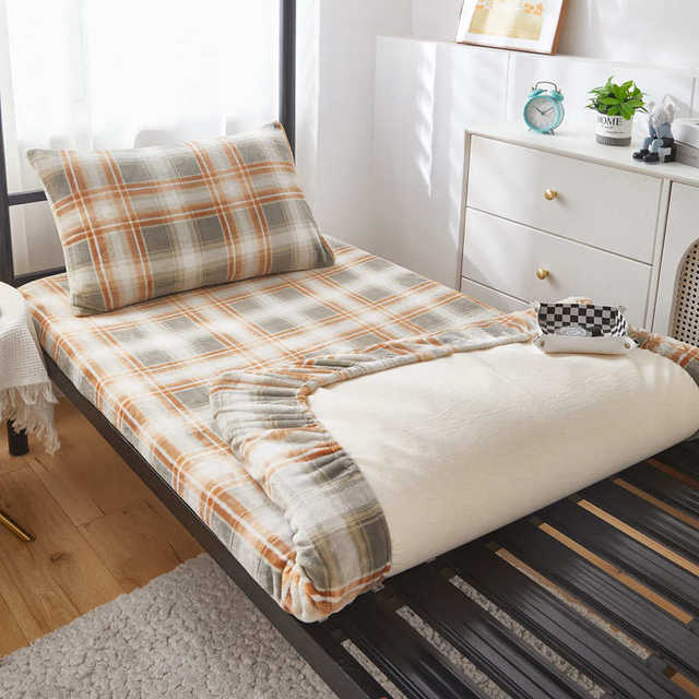 Class A milk velvet student dormitory bed three-piece set of bedding covers winter thickened double-sided coral velvet covers sheets 3