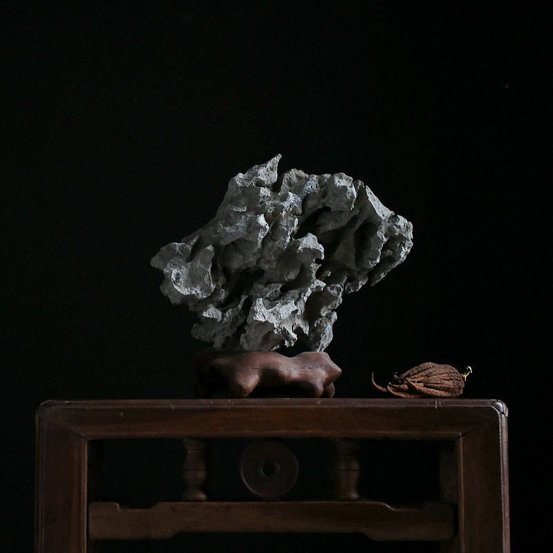 Quiet Qing Tea Space Studio Desk Yashi Natural Taihu Petroleum Su - Industrial Black Sand Base