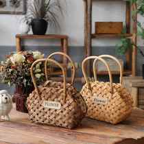Pastoral wood chip small flower basket handbag wood flower arrangement home decoration desktop flower arrangement basket hand-made gift basket