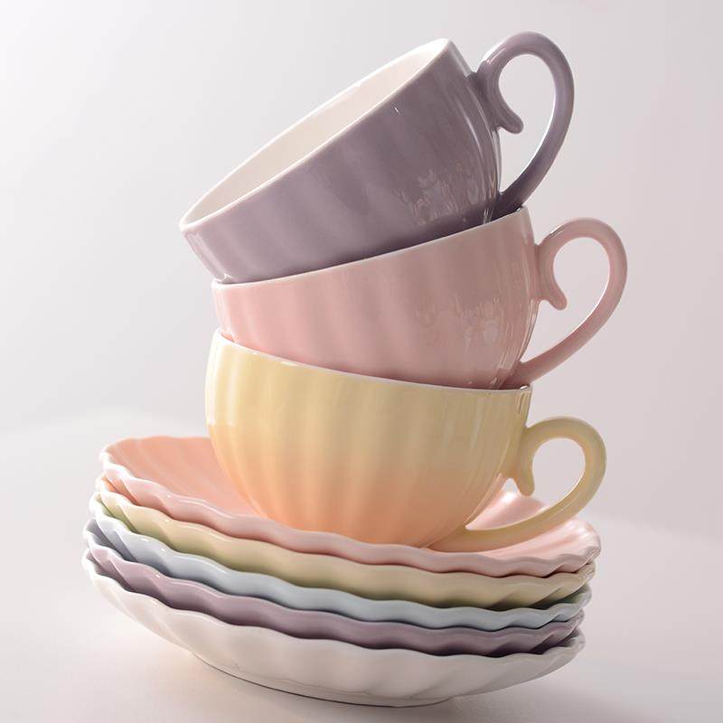 Mug with a High-End, Light Luxury Feel, Ceramic Coffee Cup and Saucer Set, Exquisite Afternoon Tea Set, Floral Tea Cup, Latte Cup and Saucer