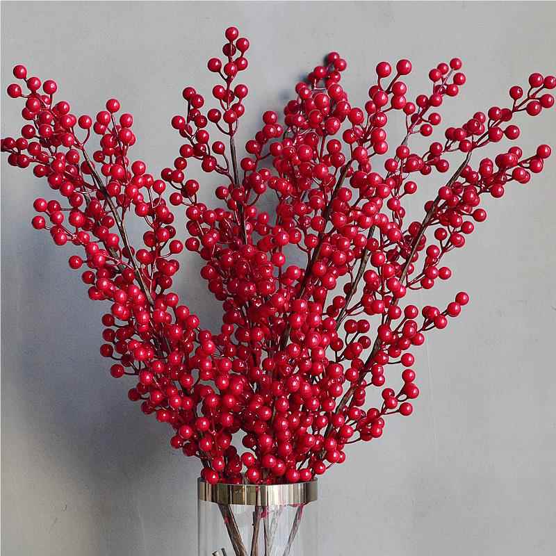 Artificial Bouquet of Red Berries and Fortune Fruit, Plastic Flowers, Fake Flowers for Living Room Decoration, Home Decor, Floral Arrangement Artificial Bouquet of Red Berries and Fortune Fruit, Plastic Flowers, Fake Flowers for Living Room Decoration, Home Decor, Floral Arrangement