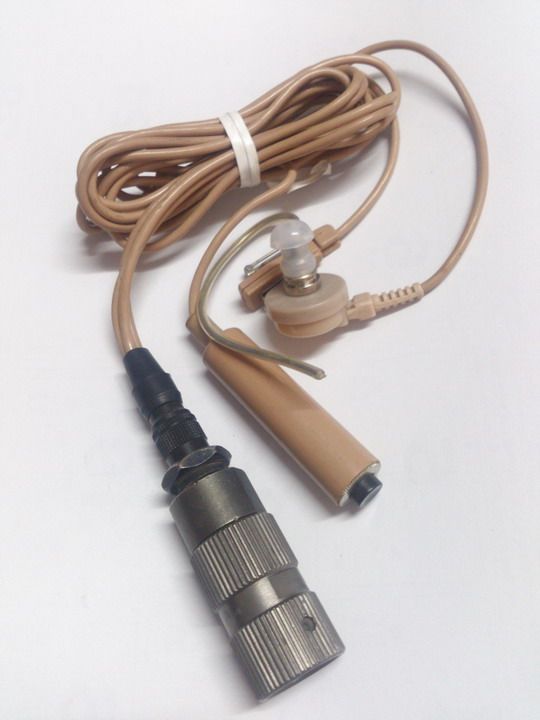 Motorola Motorola agent ear microphone ear-mounted air duct professional walkie-talkie hand platform