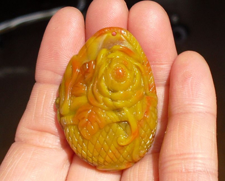 Liao Xi Chaoyang North Ticket Natural Chishi Stone Ornamental Petrochemical Stone Battle Country Red Onyx agate engraving exquisite flower blue 3572-Taobao