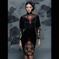 2018 Golden branches and Jade leaves autumn and winter New Black Gorgeous Embroidery Fashion Sea style long sleeve cheongsam evening dress