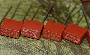 Common liquid crystal power supply fuse insurance tube T4A 250V (square) 4A