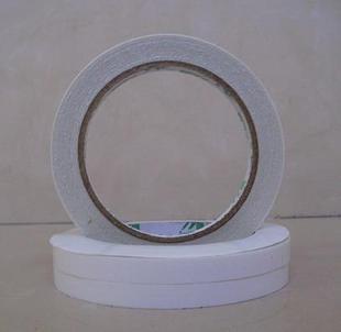 Liwang double-sided adhesive tape 1.2CM double-sided tape is good in stickiness and not easy to dry