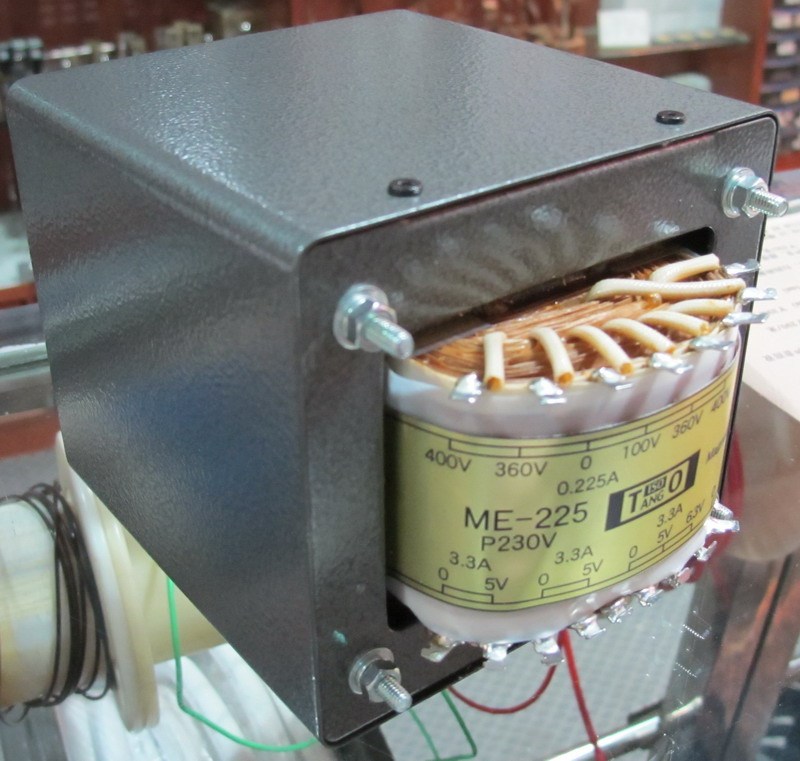 TANGO Power transformer ME225 220V