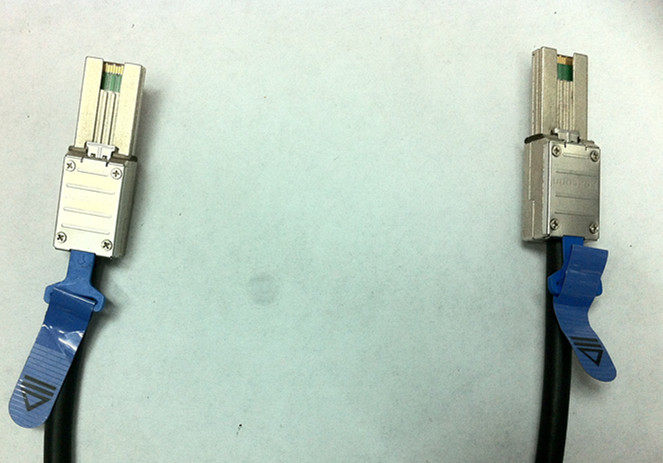 Amphenol molex tyco SAS sff8088 sff8088 IBM DELL HP 0 5m