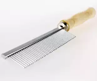 Rabbit guinea pig ChinChin grooming pet haircut comb