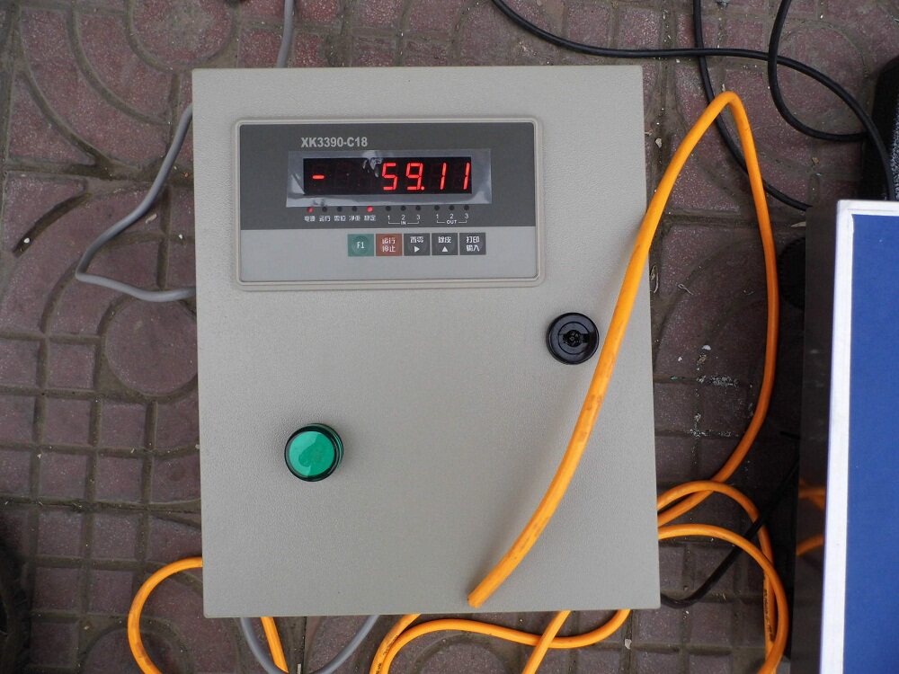 Automatic ingredient quantitative packaging automatic weighing weight classification control box quantitative weighing controller