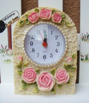 Rose clock small alarm clock table clock pastoral resin relief fashion European creative home clock clock clock clock alarm clock