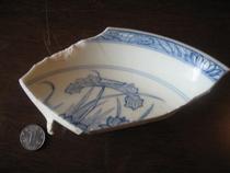 Bao Lao Bao Zhen Qing Kangxi Blue and white light lotus pattern plate ancient porcelain specimen -- Tashi Qiuzhuo