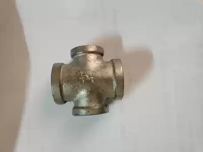 Galvanized pipe fittings Masteel galvanized four-way variable diameter four-way small four-way DN20 25 32 40 50 65