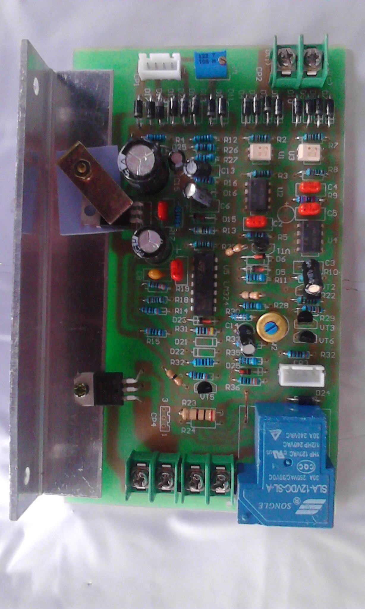 Universal circuit board for precision purification stabilized power supply of Shanghai's full regulator
