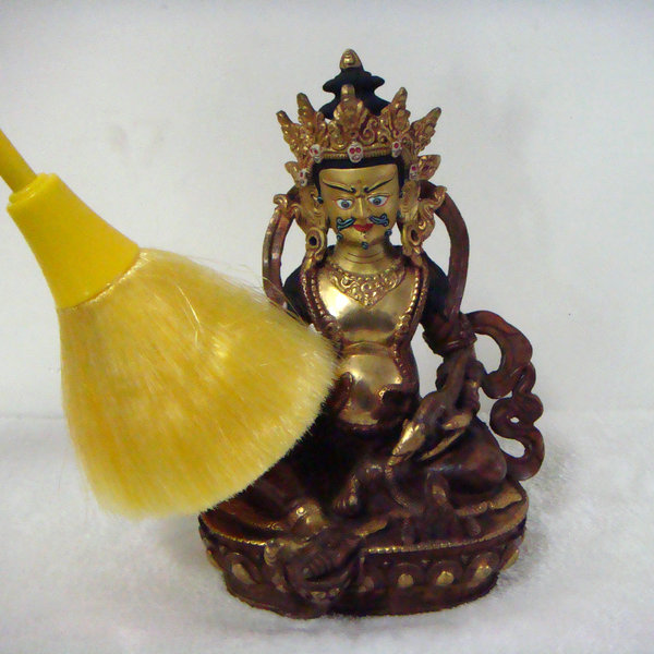 Buddha supplies do not sweep off the dust and clean audio Buddha statue clean dust