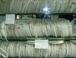 Brand new original capacitor 1206 package 100P 222 272 223 Complete capacitance value